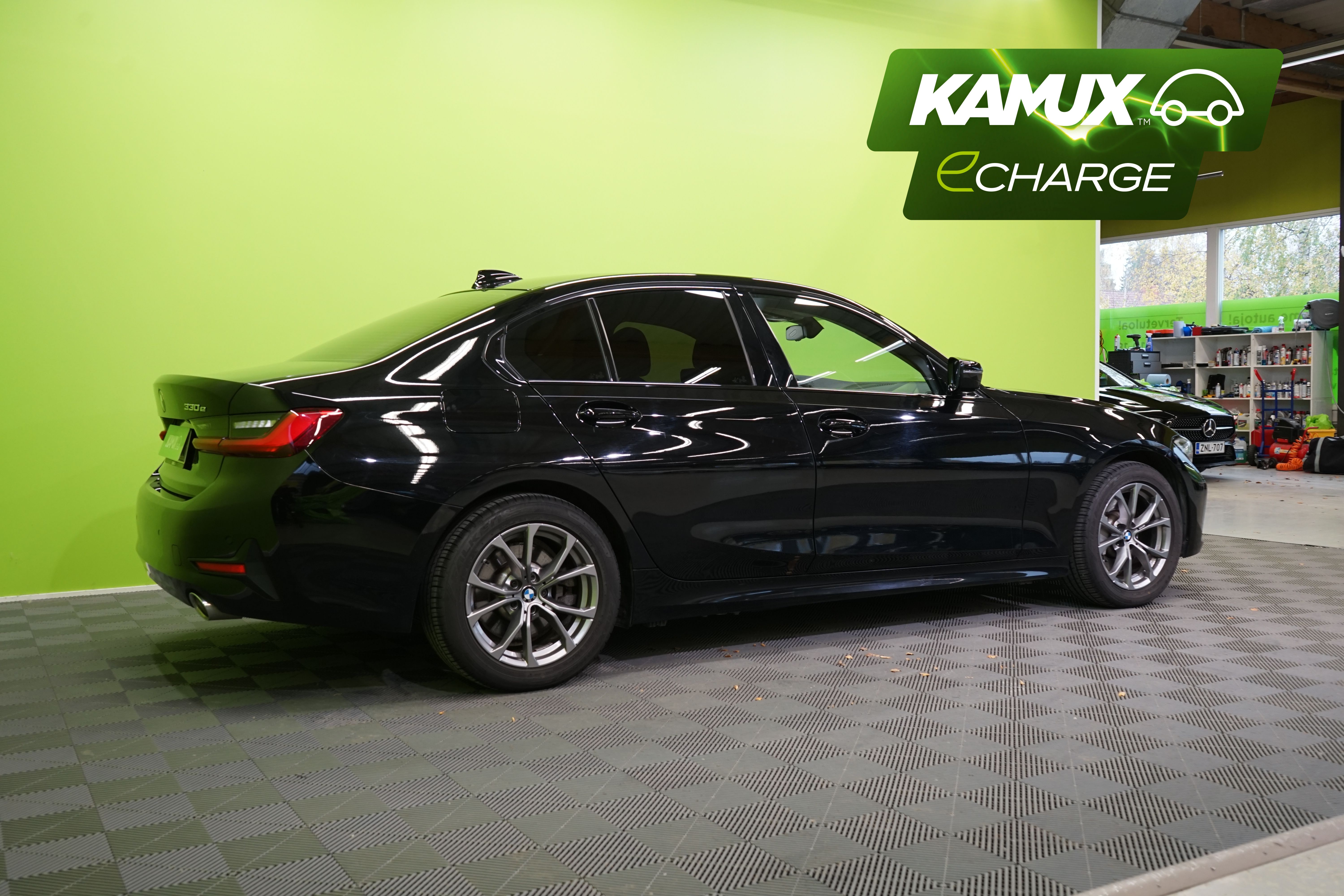 BMW 330 G20 Sedan 330e Business Sport 2020, bild 3/24
