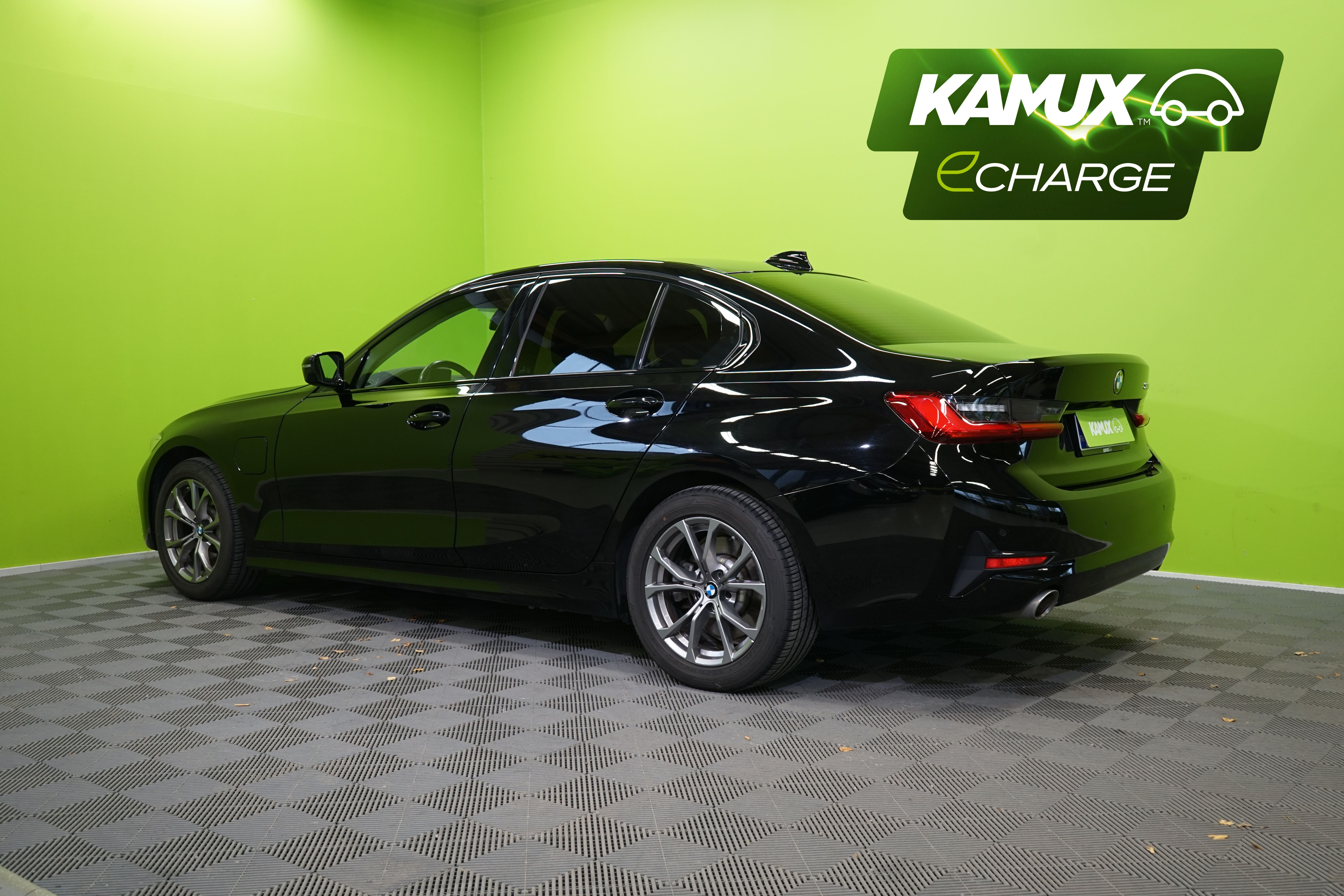 BMW 330 G20 Sedan 330e Business Sport 2020, bild 4/24