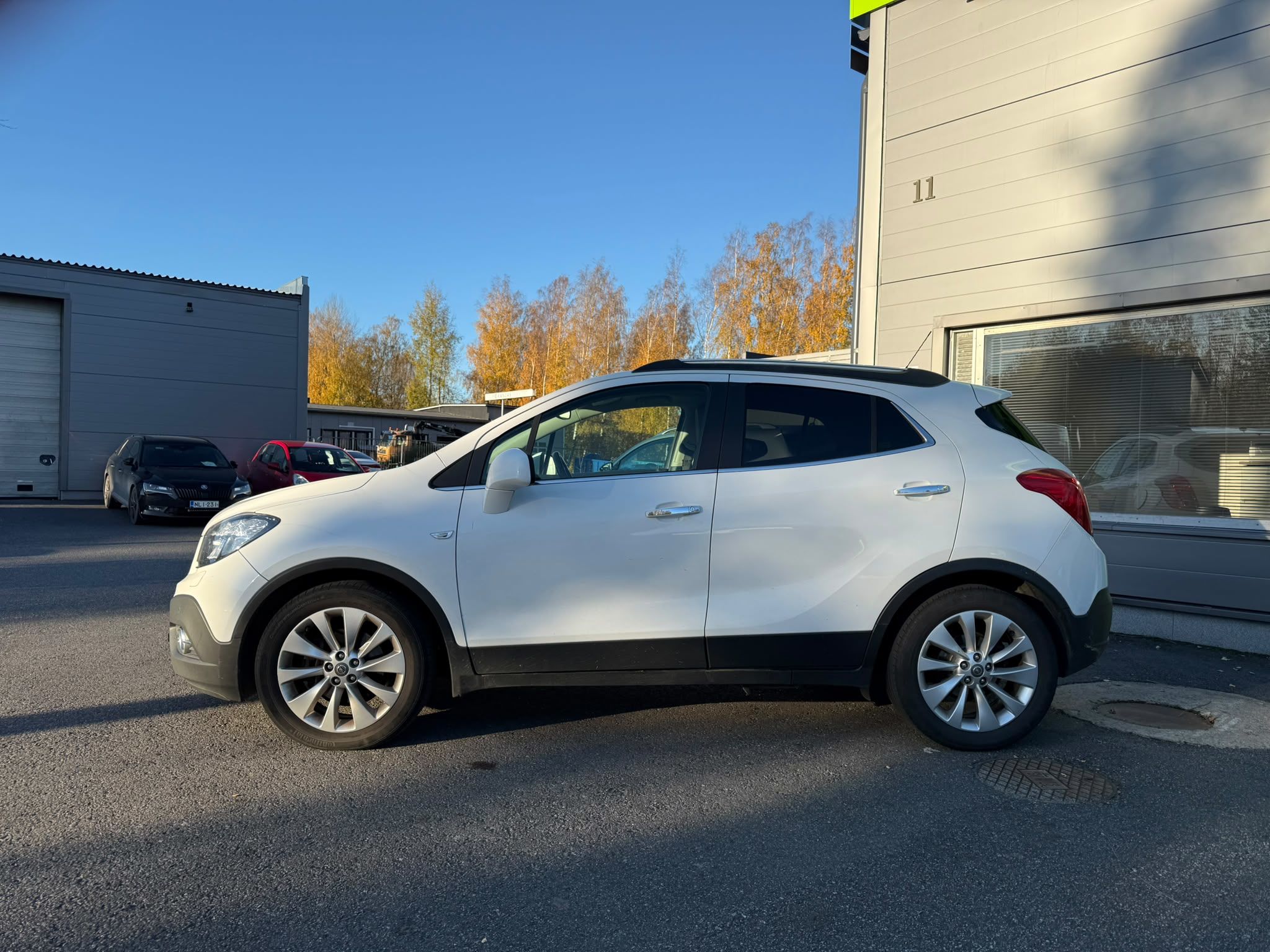 Opel Mokka 2013, kuva 4/8