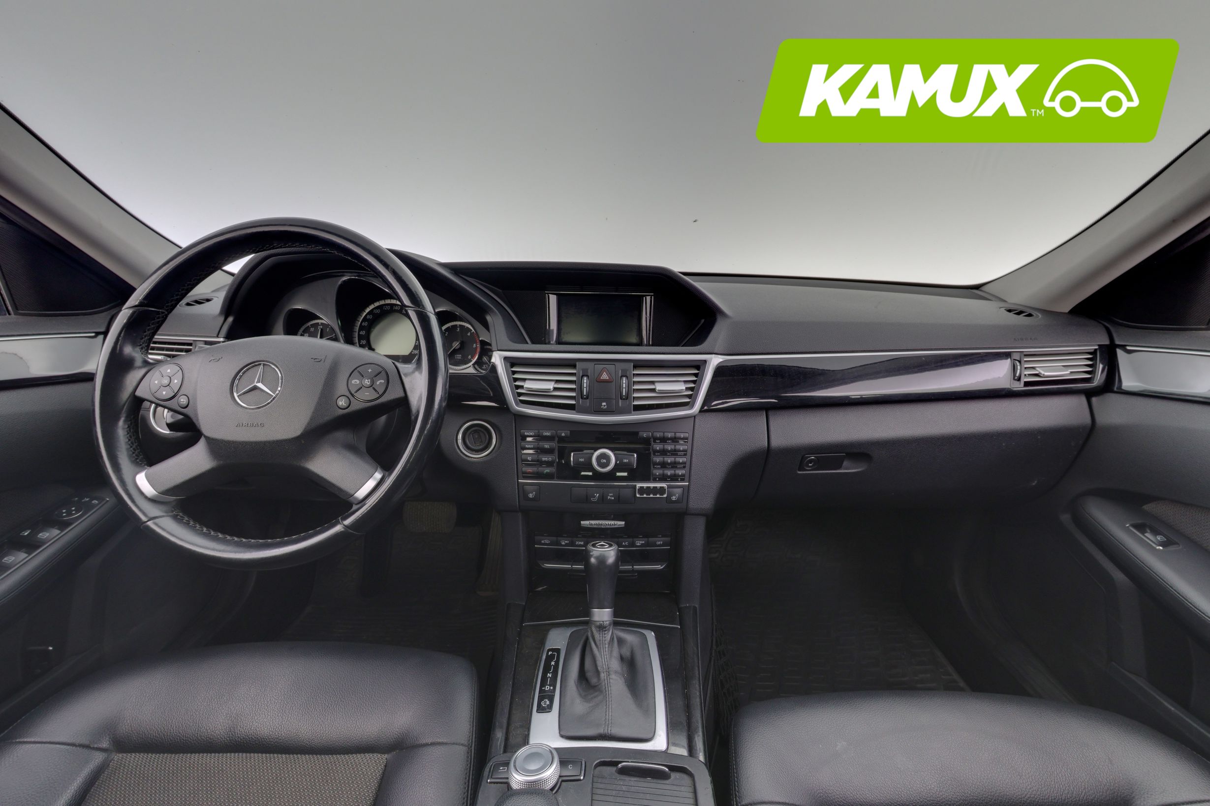 Mercedes-Benz E 200 CDI Avantgarde 2012, bild 7/28