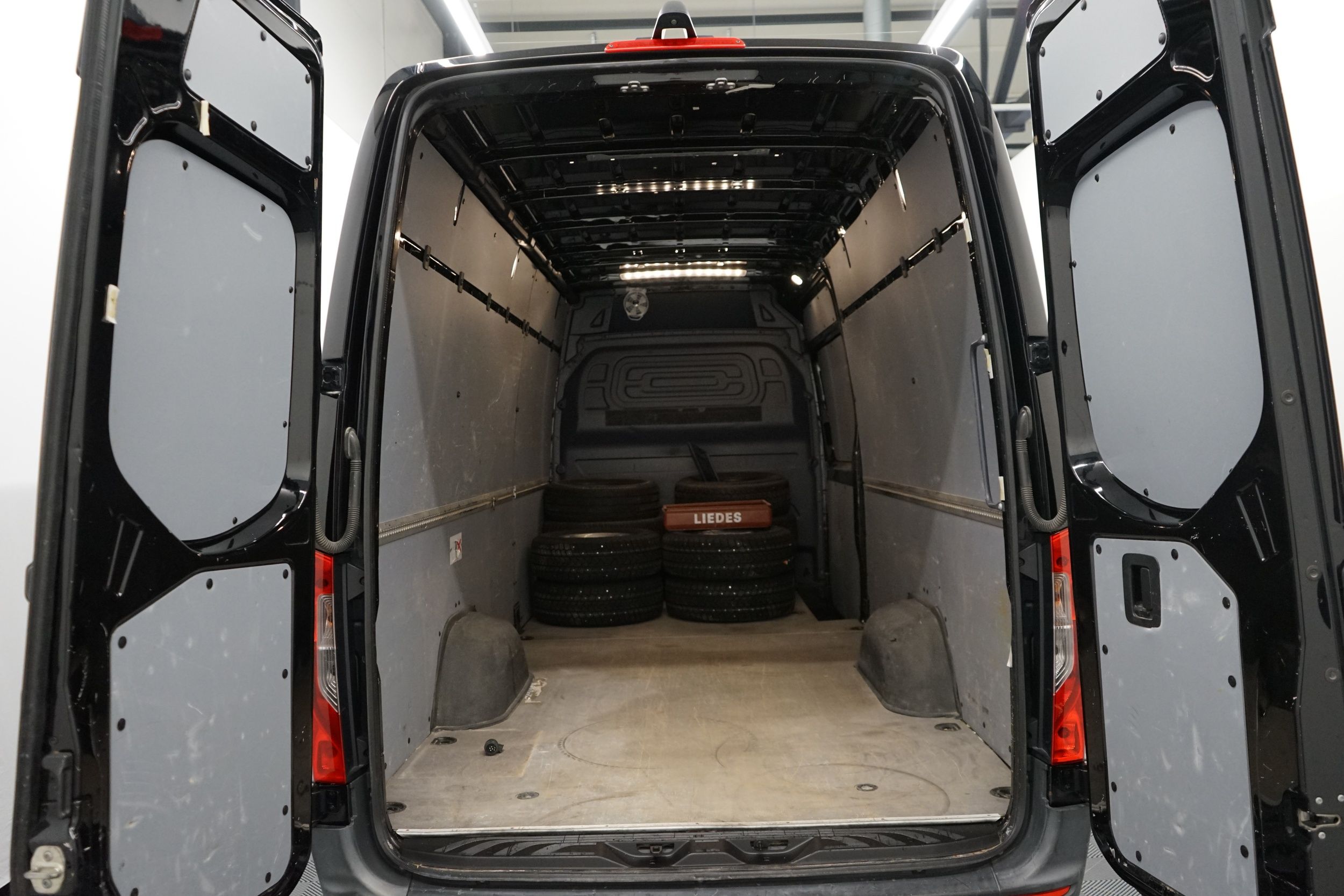Mercedes-Benz Sprinter 2019, bild 6/19