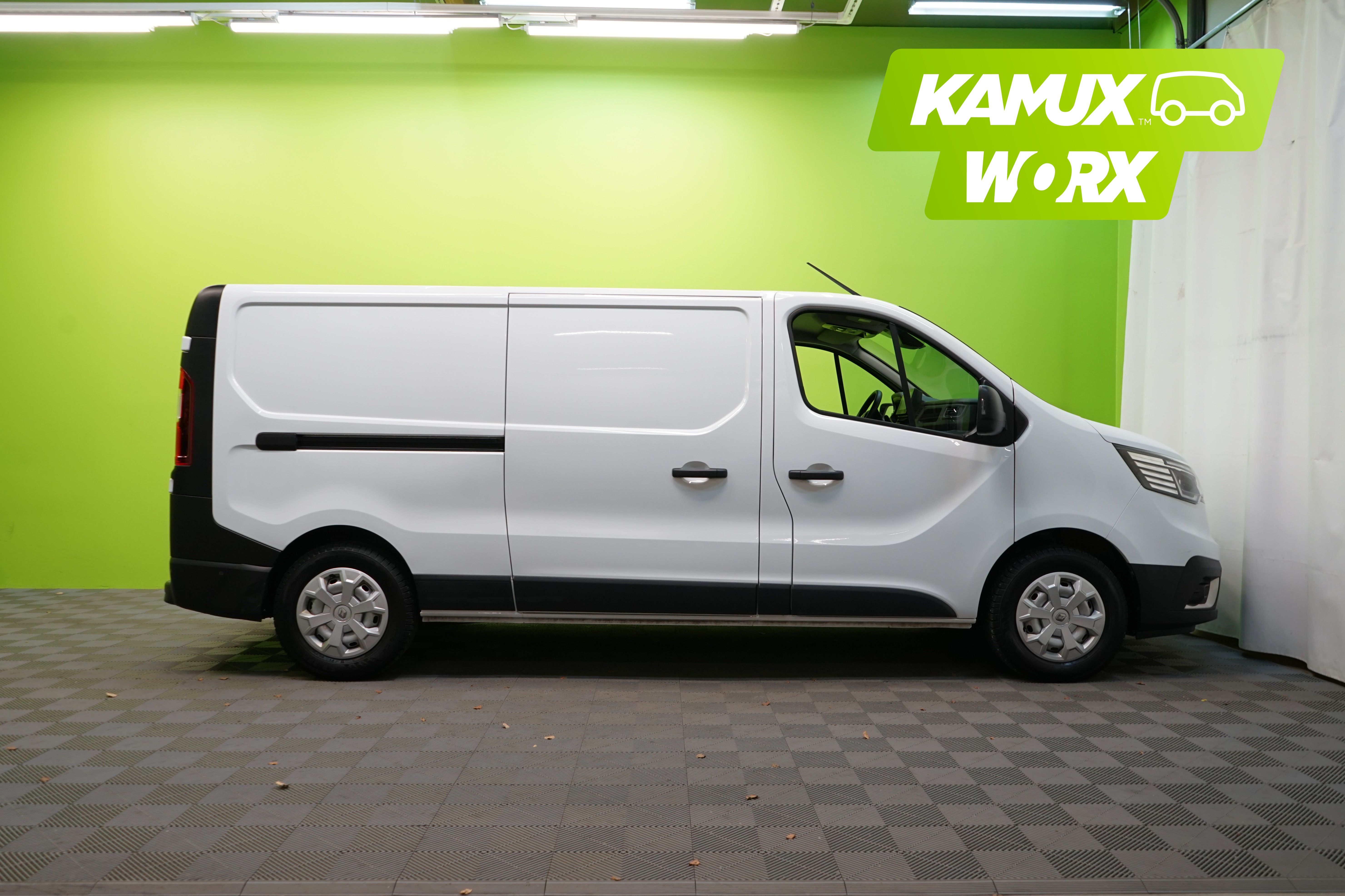 Renault Trafic 2024, photo 2/26