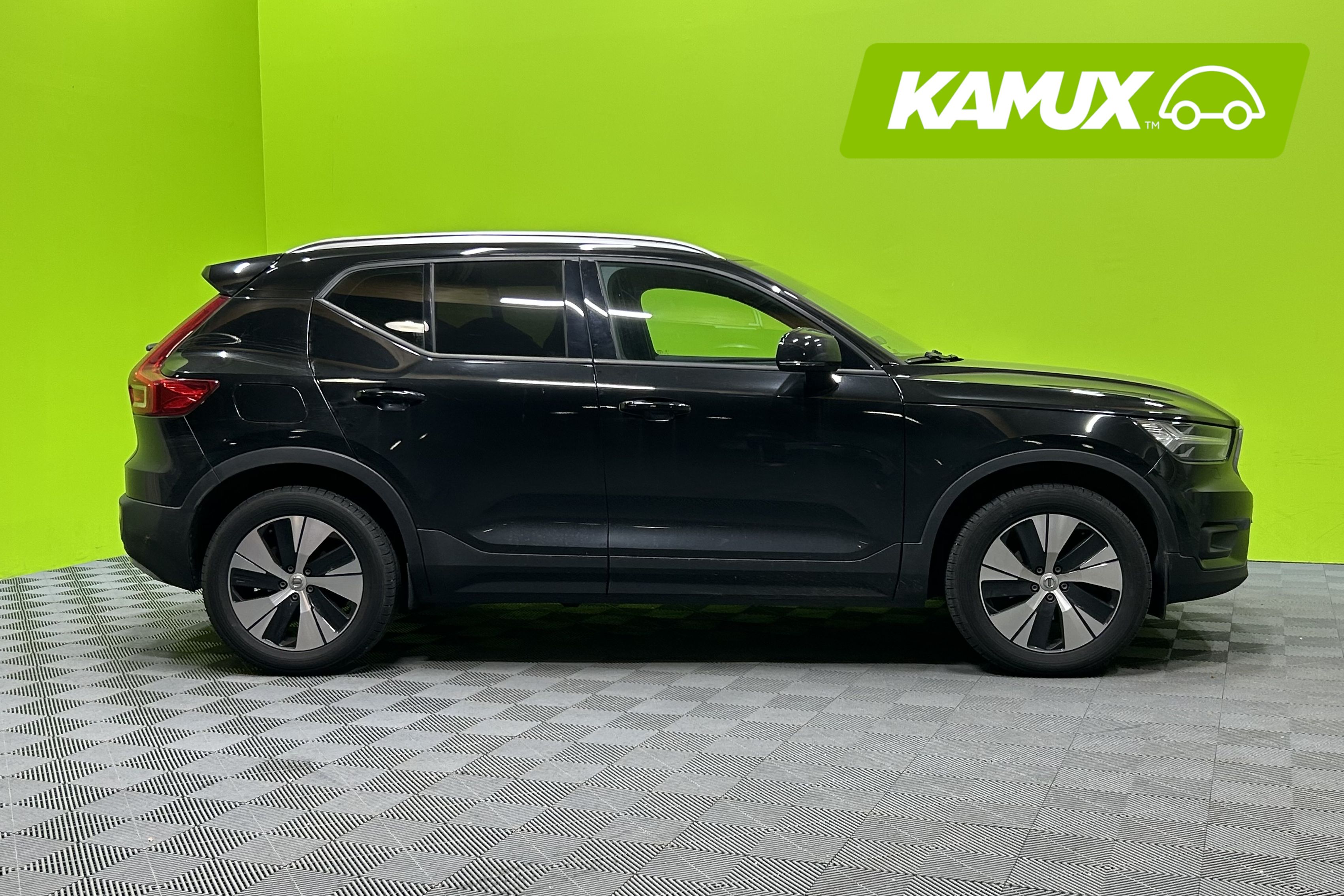 Volvo XC40 T2 Business aut 2020, photo 2/7