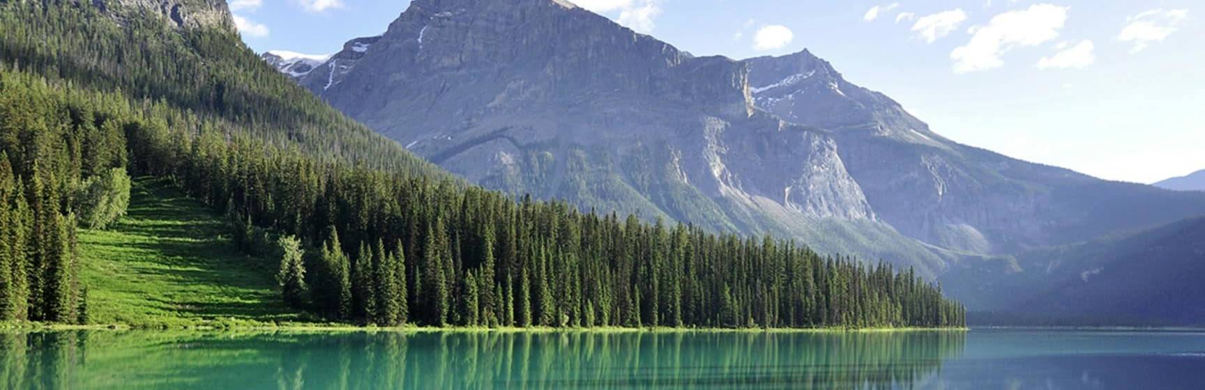 Canada yukon whitehorse emerald lake