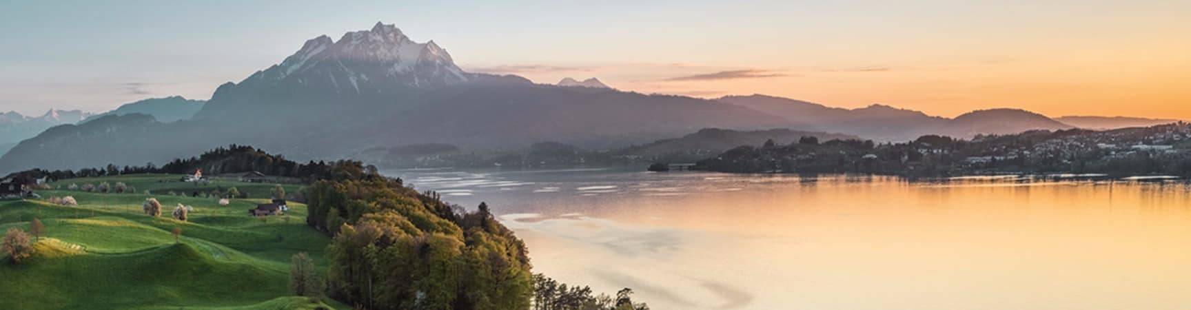 Switzerland tourism vista do lago lucerna andreas gerth