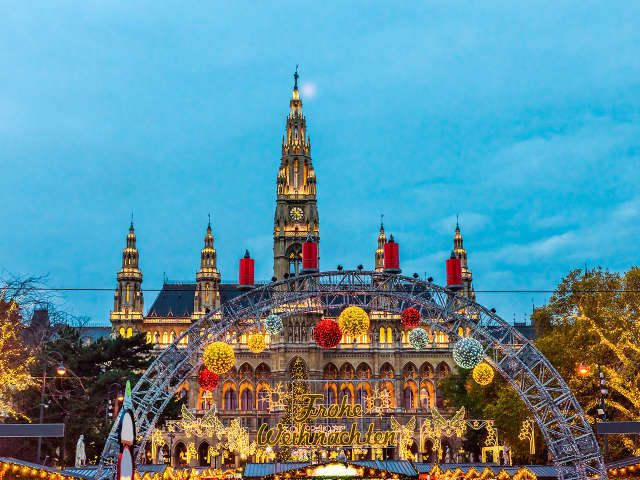 Austria viena mercado de natal rathausplatz entardecer