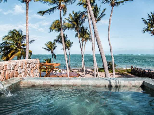 Alagoas pedras do patacho bangalo frente mar piscina