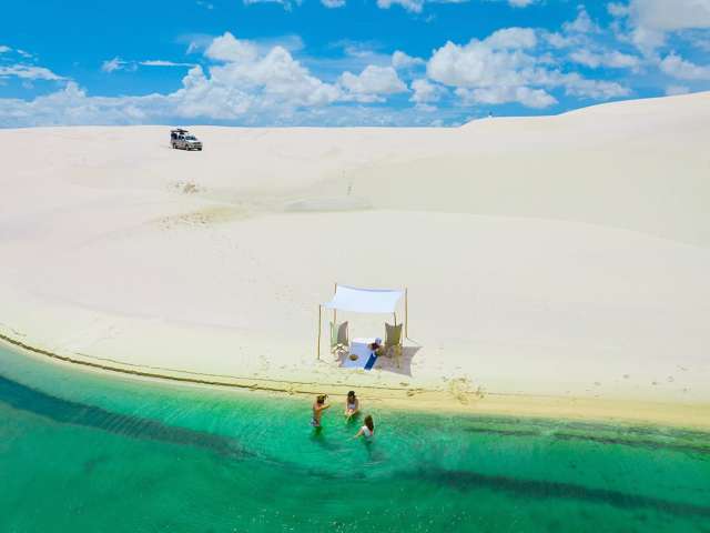 Maranhao oia casa lencois parque nacional dos lencois maranhenses lagoa
