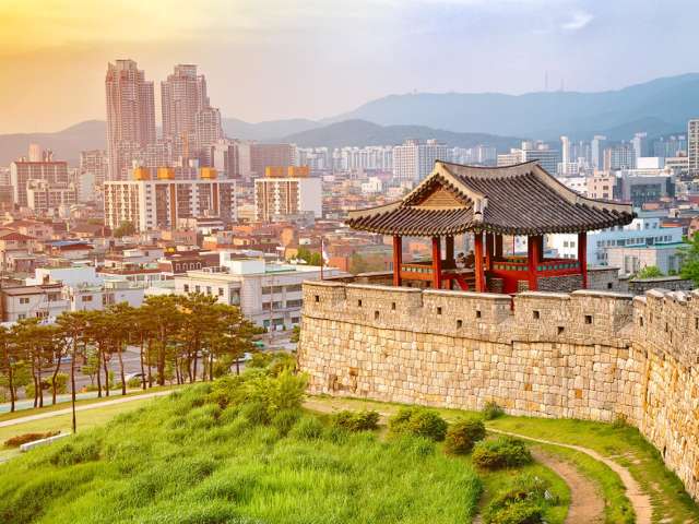 Coreiadosul suwon fortaleza hwaseong pordosol
