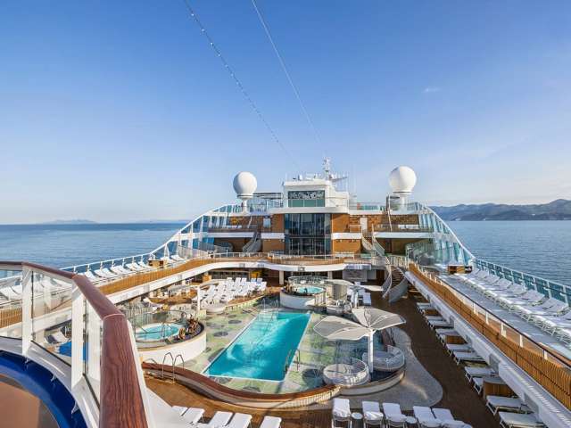 Oceania cruises vista piscina deck
