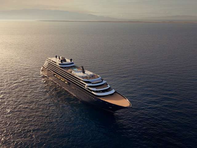 The ritz carlton yacht collection luminara