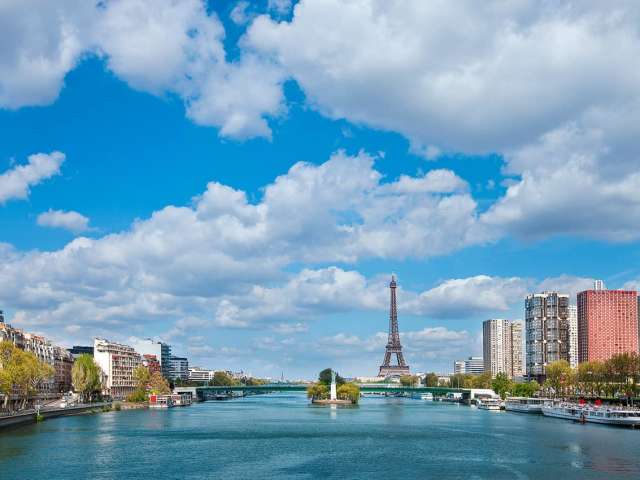 Uniworld franca paris