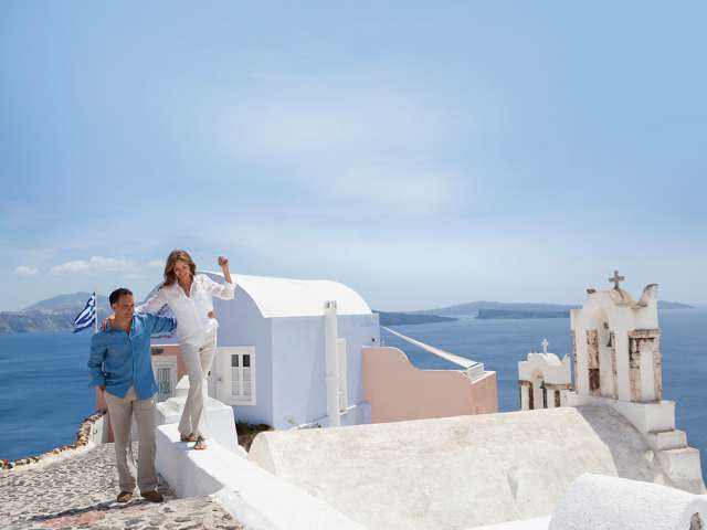 Regent seven seas santorini casal