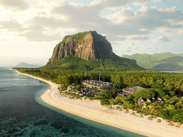 Mauritius the st regis le morne resort vista aerea
