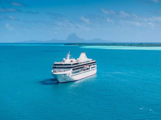 Paul gauguin cruises vista externa