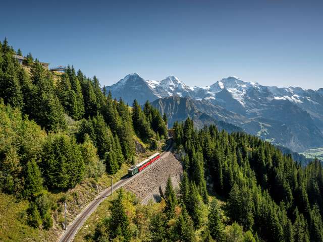 Montanha schynige platte jungfrau
