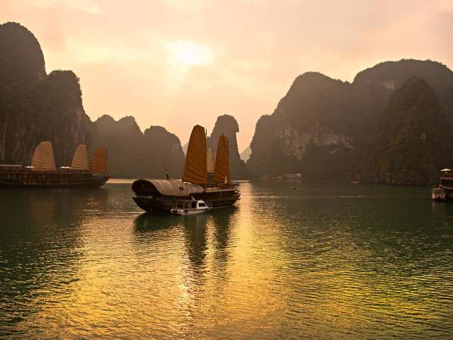 Halong Bay  - Vietnã