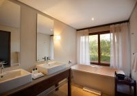 Kapama southern camp standard suite banheiro