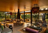 Tanda tula safari camp interior