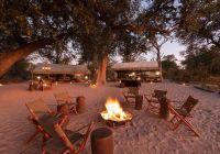 Botswana great plains selinda explorers fogueira no camp