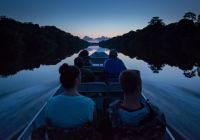 Anavilhanas jungle lodge pessoas barco