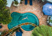 Detox da alma para mulheres vila da santa busios rio de janeiro piscina mulher