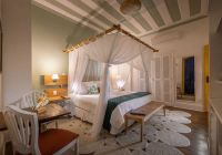 Sandi hotel d