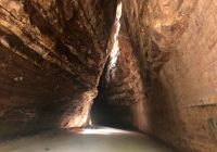 Serra da capivara brasil piaui rocha caverna