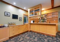 Knight inlet lodge area comum