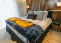 Quark expedition ultramarine owner s suite quarto
