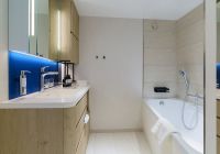 Quark expedition ultramarine terrace suite banheiro