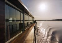 Aqua expeditions ariaamazon deck de obsevacao