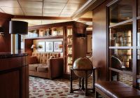 Crystal cruises biblioteca