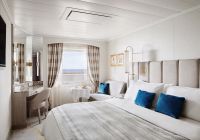 Crystal cruises double guest room with ocean view quarto