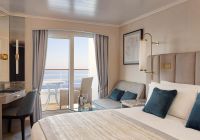 Crystal cruises symphony double guest room quarto