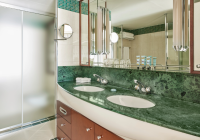 Crystal serenity sapphireclassicverandahsuite bathroommaster