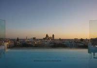 Ship exterior infinitypool silver ray