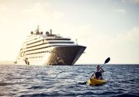 The ritz carlton yatch navio evrima esporte aquatico