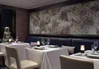 The ritz carlton yatch navio evrima sala jantar restaurante sea
