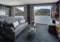 Uniworld s s antoinette quarto suite 403