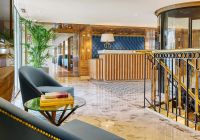 Uniworld ss sao gabriel lobby