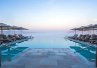 Anantara qasr al sarab piscina infinita vista