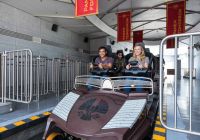 Dubai emirados arabes parques e diversao montanha russa