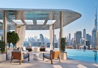 Dubai the lana piscina