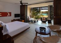 Intercontinental fiji quarto king bed lagoon view