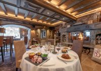 Meribel hotel la chaudanne brasserie le 80 mesa