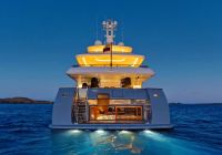 Iate aquaexpeditions galapagos aquamare deck