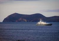 Iate aquaexpeditions galapagos aquamare mar ilha