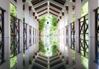 Hotel Ananda in the Himalayas