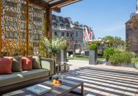 Four seasons hotel london at park lane view garden